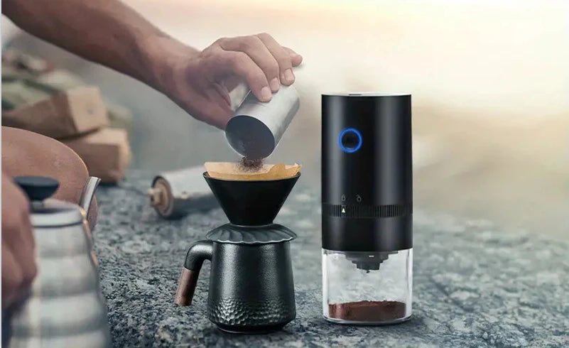 USB-Rechargeable Burr Coffee Grinder - Perfect Portability with Adjustable Settings & Easy Maintenance for Coffee Lovers